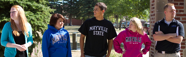 Students outside Mayville State