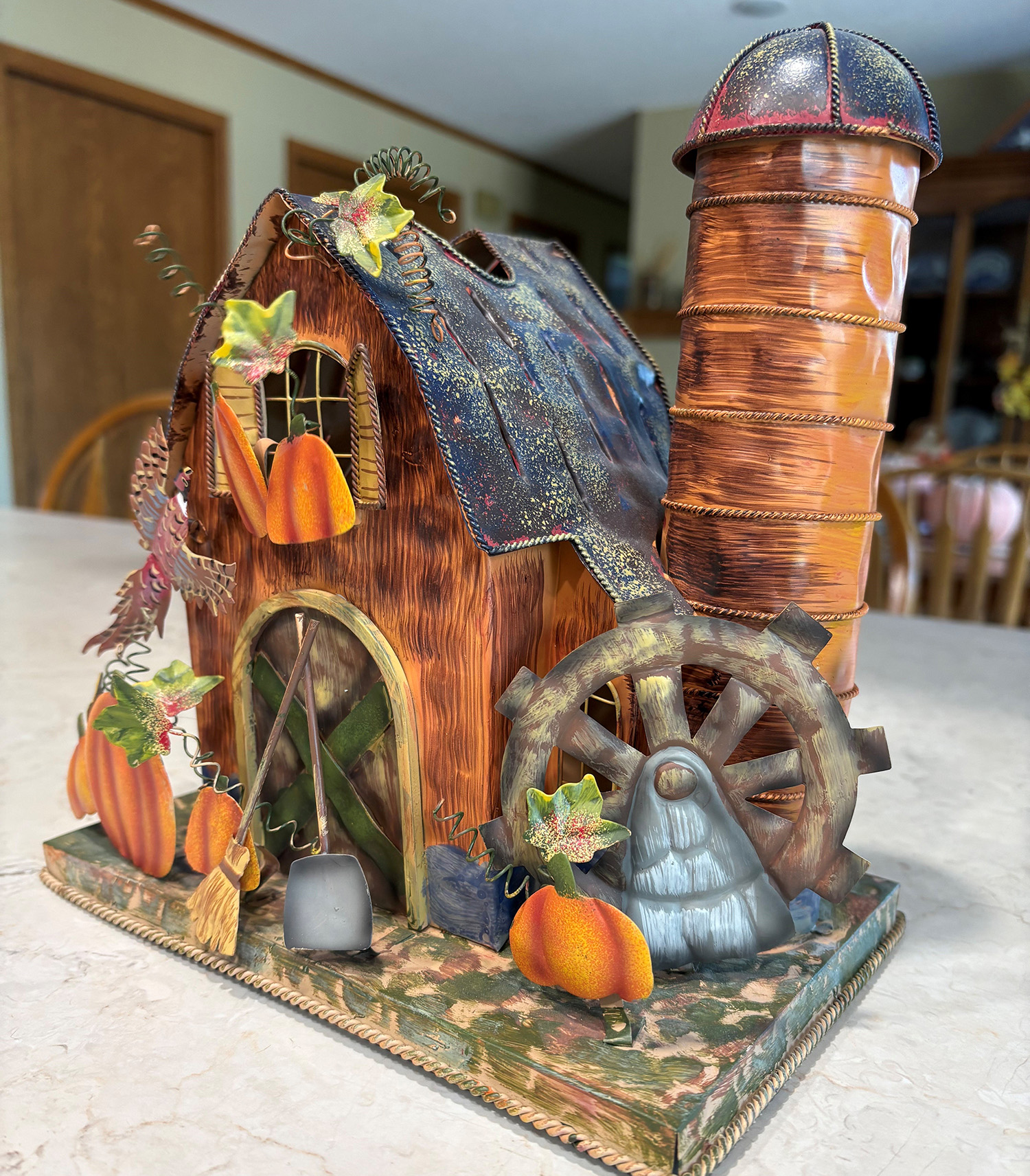 fall barn decor.jpg