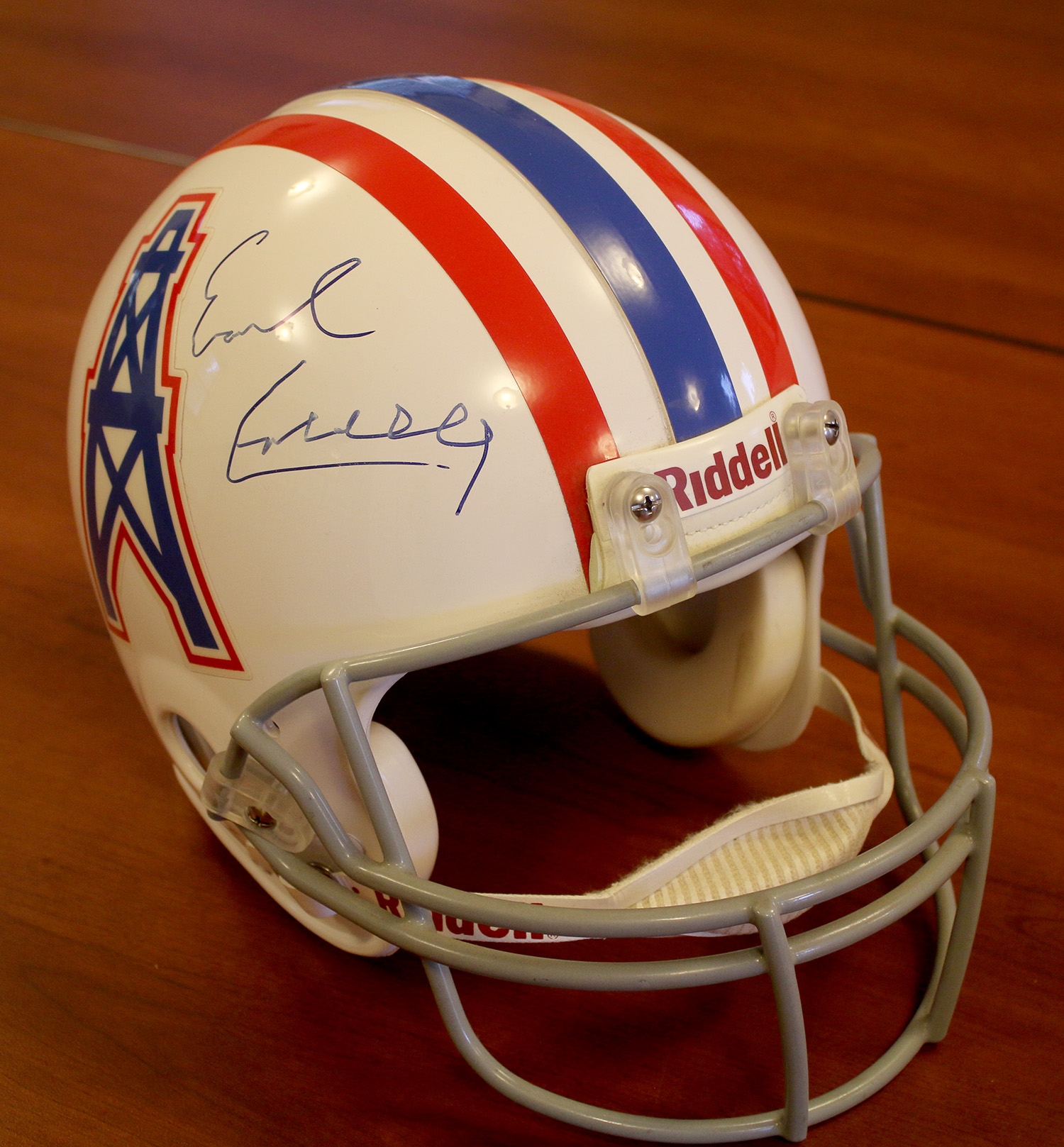 Oilers helmet.jpg