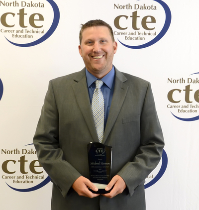 10 22NDCTEAAdminOfYear_MikeHanson.jpg