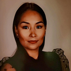 Yazel Skinner Sized.jpg